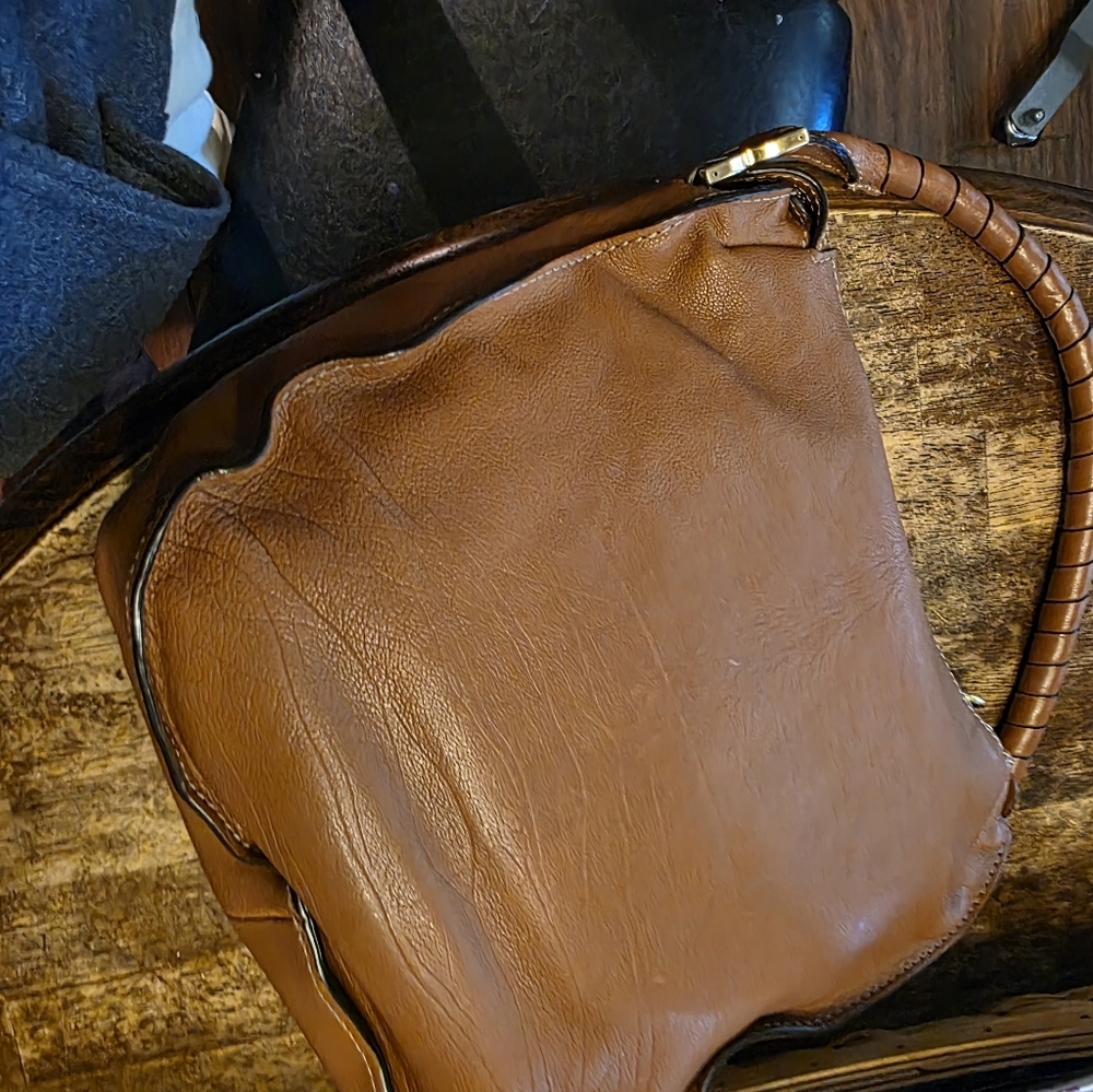Chloe Brown Leather Shoulder Bag - Picture 6 of 16